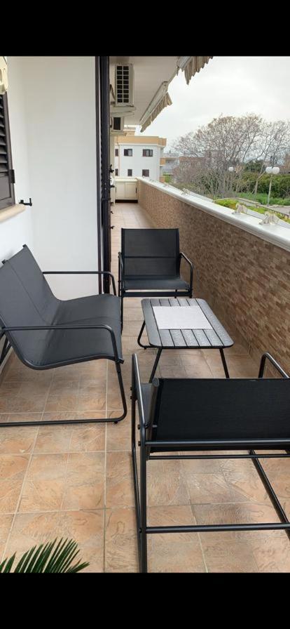 Alema Casa Vacanze Leporano Exterior foto